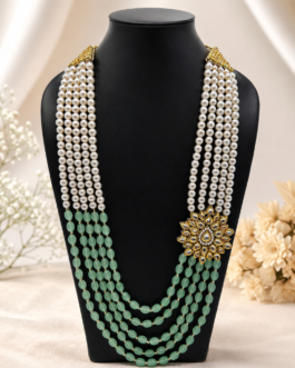 Groom Mala